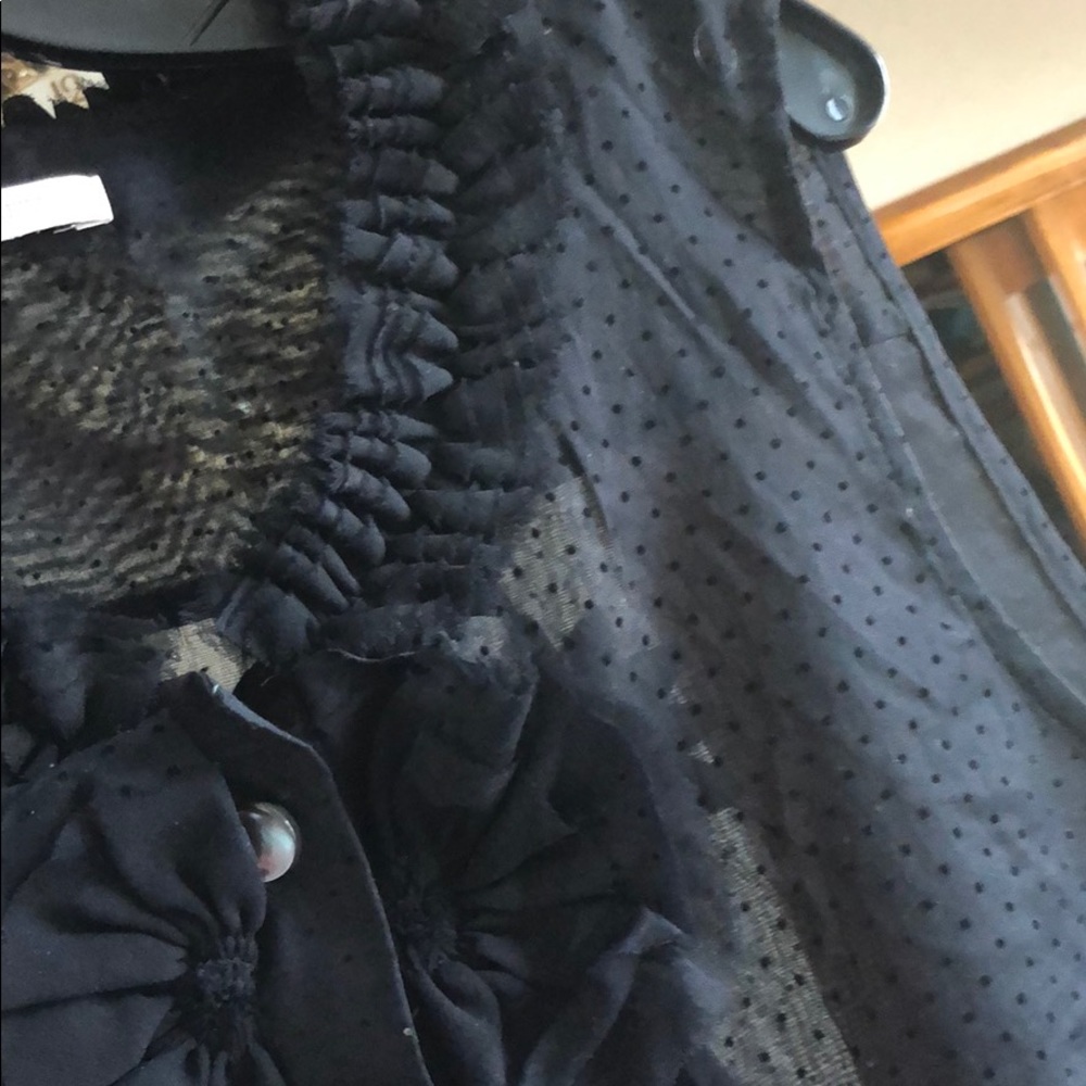 Top - Picture 4 of 9